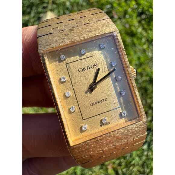 Vintage Croton Diamond Ladies Watch Gold Tone - Dead Battery main image 4